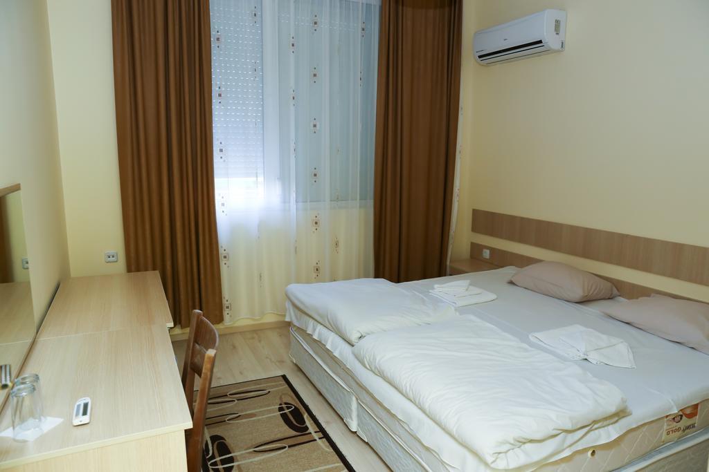 Hotel & Restaurant Ida Kurdzhali ภายนอก รูปภาพ
